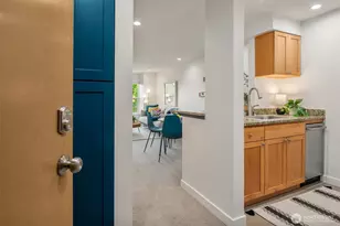 7600 Greenwood Ave N, Seattle, WA 98103 - Photo 5