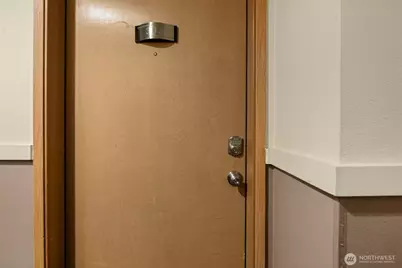 7600 Greenwood Avenue N #303, Seattle, WA 98103 - Photo 29