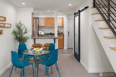 7600 Greenwood Avenue N #303, Seattle, WA 98103 - Photo 13