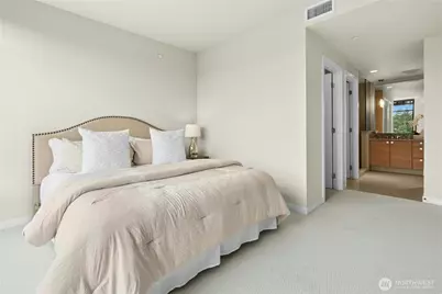 10000 Main Street #507, Bellevue, WA 98004 - Photo 17