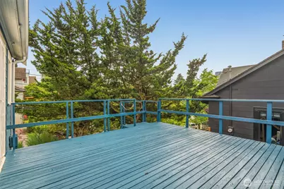 801 16th Avenue, Seattle, WA 98122 - Photo 13