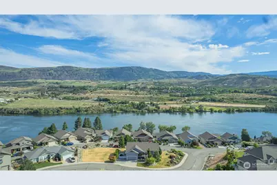 2840 Akamai Way, East Wenatchee, WA 98801 - Photo 1