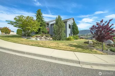 2840 Akamai Way, East Wenatchee, WA 98801 - Photo 3