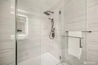 838 Avenue Square NE #1503, Bellevue, WA 98004 - Photo 23