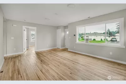 1001 S 6th Avenue, Kelso, WA 98626 - Photo 5