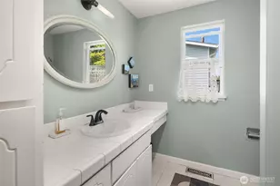 1033 8th Ave S, Edmonds, WA 98020 - Photo 15