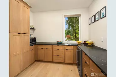 10827 104th Avenue NE #1, Kirkland, WA 98033 - Photo 9