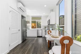 2327 E Denny Way, Seattle, WA 98122 - Photo 9