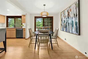 17518 NE 22nd Ct, Redmond, WA 98052 - Photo 7