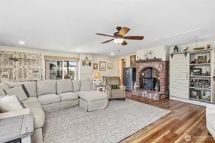 11043 Bayview Edison Rd, Mount Vernon, WA 98273 - Photo 17