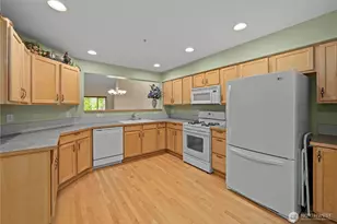 6445 James Ave SE, Auburn, WA 98092 - Photo 9