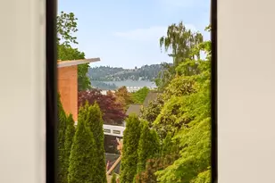 621 13th Ave W, Kirkland, WA 98033 - Photo 7