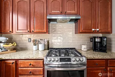 2851 SW Berwick Drive, Oak Harbor, WA 98277 - Photo 5