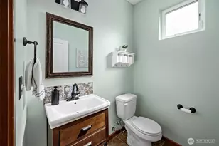 2851 SW Berwick Dr, Oak Harbor, WA 98277 - Photo 17