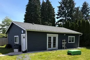 7826 Rainier Dr, Everett, WA 98203 - Photo 1