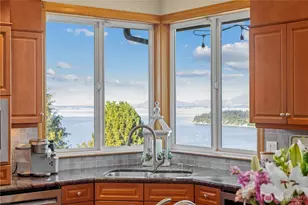 1040 Cassius Ct, Camano Island, WA 98282 - Photo 13
