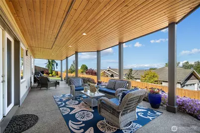 1040 Cassius Court, Camano Island, WA 98282 - Photo 29