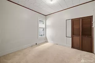 7843 Stroud Ave N, Seattle, WA 98103 - Photo 21
