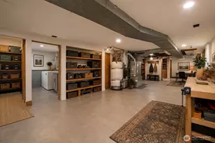 7843 Stroud Ave N, Seattle, WA 98103 - Photo 31
