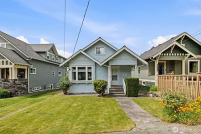 7843 Stroud Avenue N, Seattle, WA 98103 - Photo 1