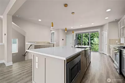 2204 176th Place SW #3, Lynnwood, WA 98037 - Photo 9