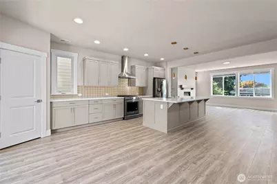 2204 176th Place SW #3, Lynnwood, WA 98037 - Photo 3
