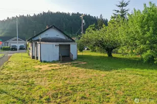 301 S Gold St, Centralia, WA 98531 - Photo 5