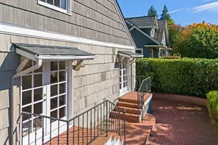 2926 W Blaine St, Seattle, WA 98199 - Photo 31
