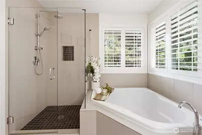 27621 NE Quail Creek Drive, Redmond, WA 98053 - Photo 27