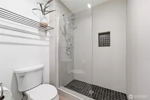 27621 NE Quail Creek Dr, Redmond, WA 98053 - Photo 33
