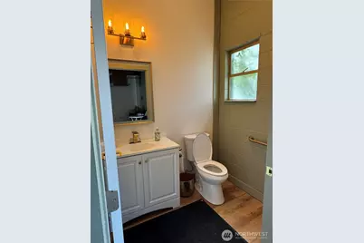 17627 Vashon Hwy SW, Vashon, WA 98070 - Photo 3