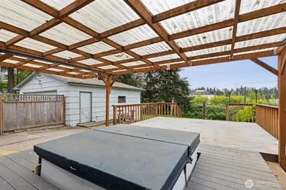 15729 Midvale Avenue N, Shoreline, WA 98133 - Photo 11