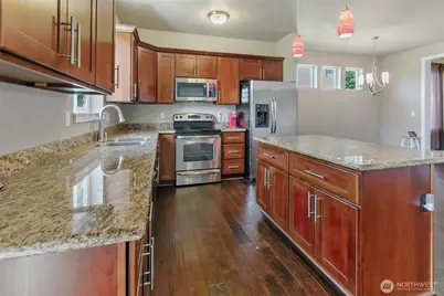 3215 Garnet St Street SE, Olympia, WA 98501 - Photo 7