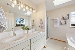 2255 Aviator Ln, Oak Harbor, WA 98277 - Photo 21