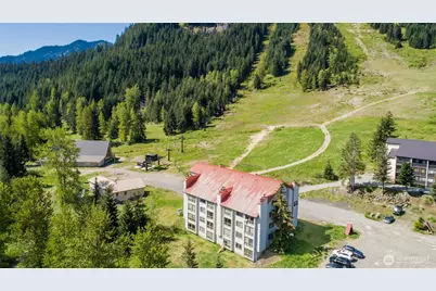 221 Hyak Drive E #302, Snoqualmie Pass, WA 98068 - Photo 9