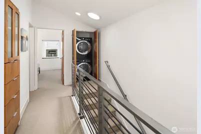 219 12th Avenue E #A, Seattle, WA 98102 - Photo 21