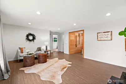 7819 28th Street W, University Place, WA 98466 - Photo 5