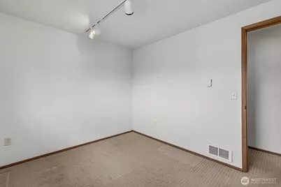 8111 NE 157th, Kenmore, WA 98028 - Photo 25