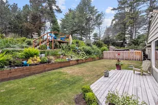 25719 Park Ave, Ocean Park, WA 98640 - Photo 29