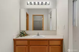 2045 Bobs Hollow Ln, DuPont, WA 98327 - Photo 19