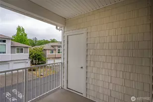 2045 Bobs Hollow Ln, DuPont, WA 98327 - Photo 23