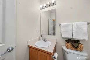 2045 Bobs Hollow Ln, DuPont, WA 98327 - Photo 17