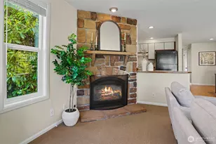 2631 NW 86th St, Seattle, WA 98117 - Photo 9