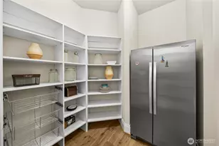 10223 NE 22 Pl, Bellevue, WA 98004 - Photo 15