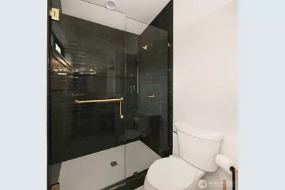 4009 33rd Avenue W #B, Seattle, WA 98199 - Photo 11
