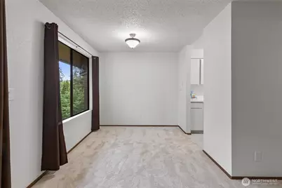 16200 NE 12th Court #D59, Bellevue, WA 98008 - Photo 11