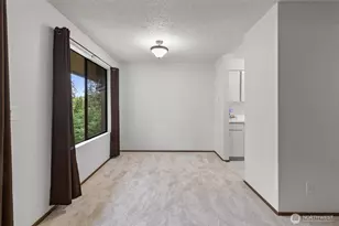 16200 NE 12th Ct, Bellevue, WA 98008 - Photo 11