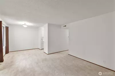 16200 NE 12th Court #D59, Bellevue, WA 98008 - Photo 13