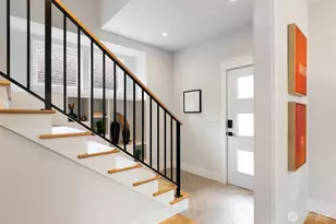 2511 2nd Ave W, Seattle, WA 98119 - Photo 13