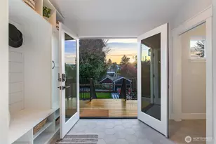 2511 2nd Ave W, Seattle, WA 98119 - Photo 33